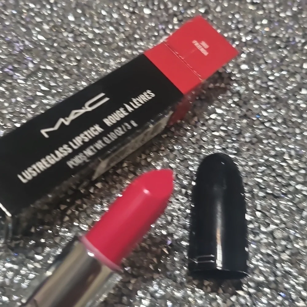 🧚‍♀️FRIENDA Mac DISCONTINUED Lustreglass Lipstick NWT